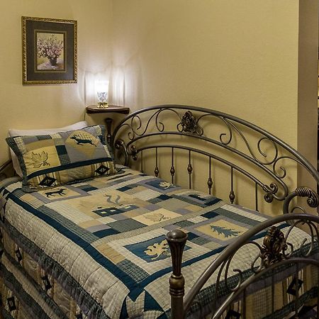 Highland Glen Lodge B&B Анкоридж Екстер'єр фото
