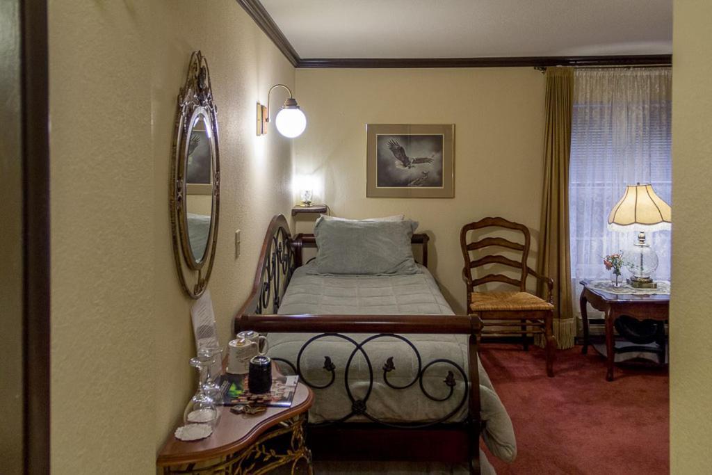 Highland Glen Lodge B&B Анкоридж Екстер'єр фото